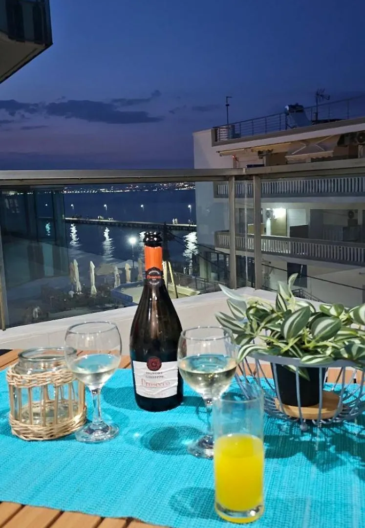 Riviera Apartment Peraia  Greece