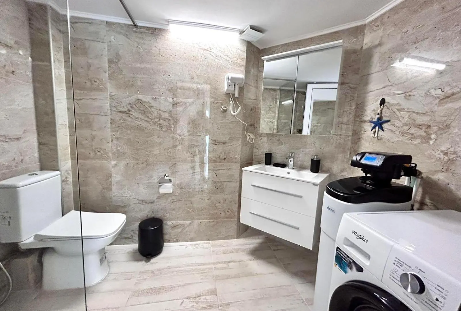 Riviera Apartment Peraia